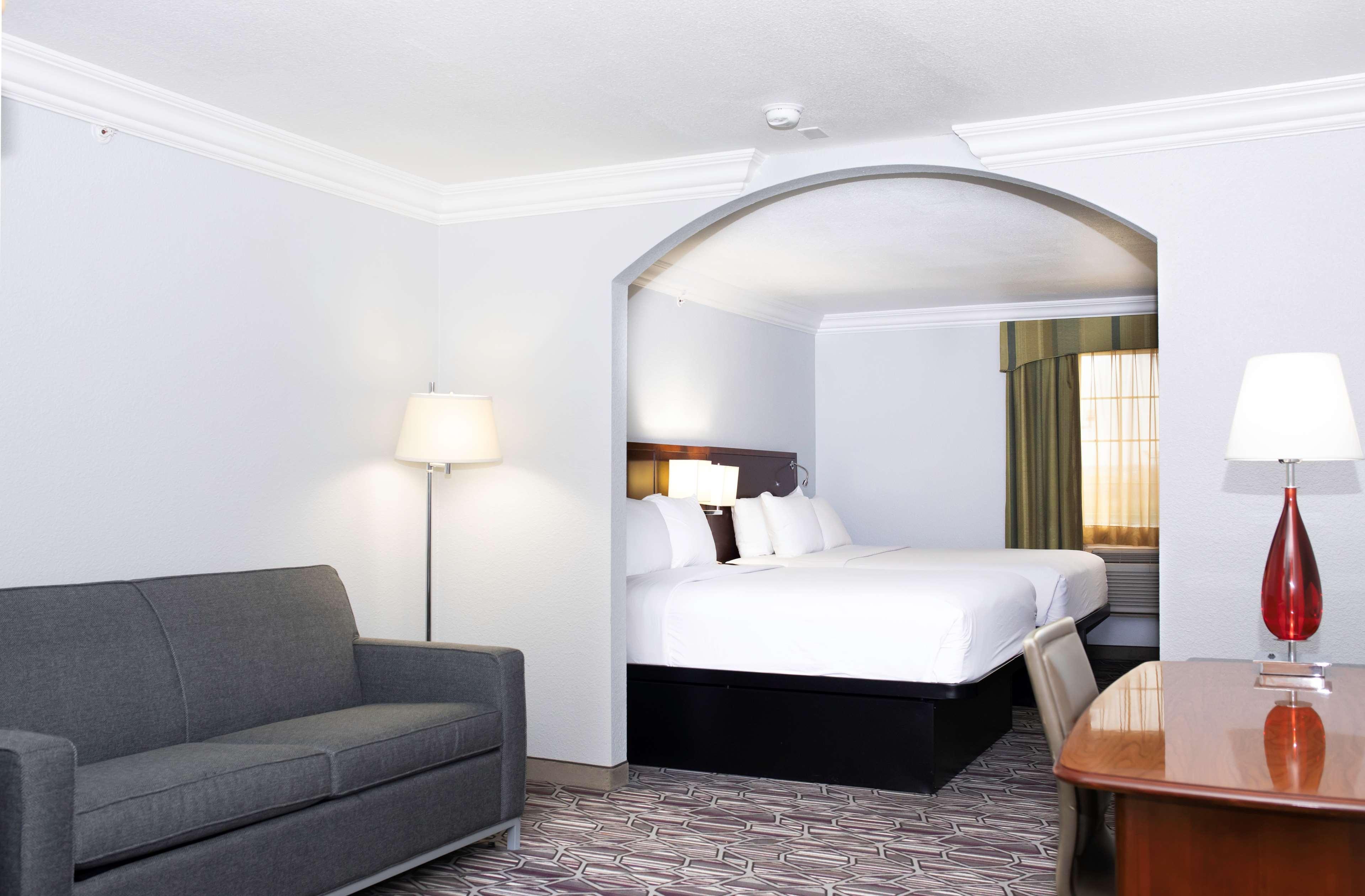 Surestay Plus By Best Western Fort Worth Benbrook Luaran gambar