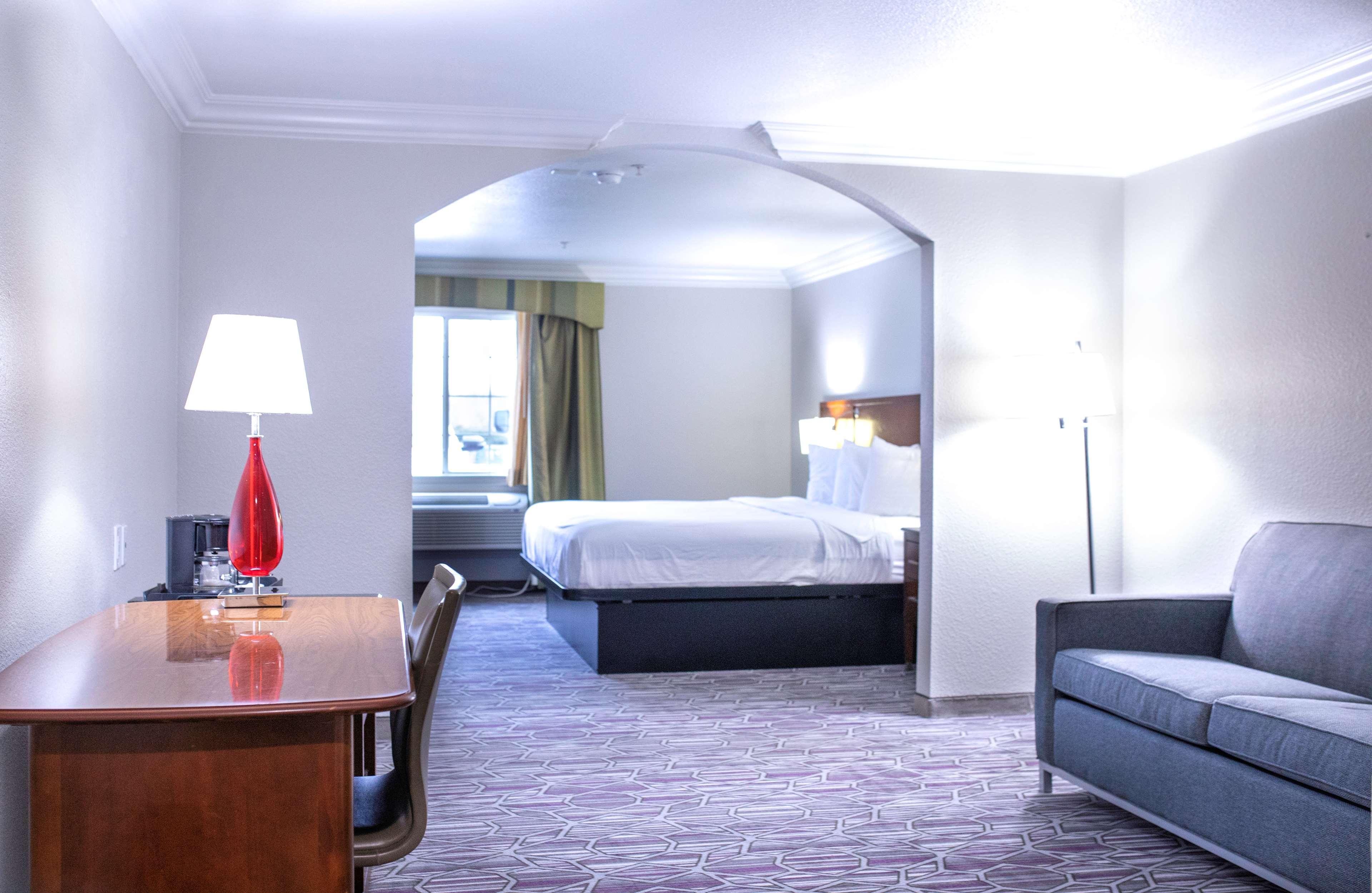 Surestay Plus By Best Western Fort Worth Benbrook Luaran gambar