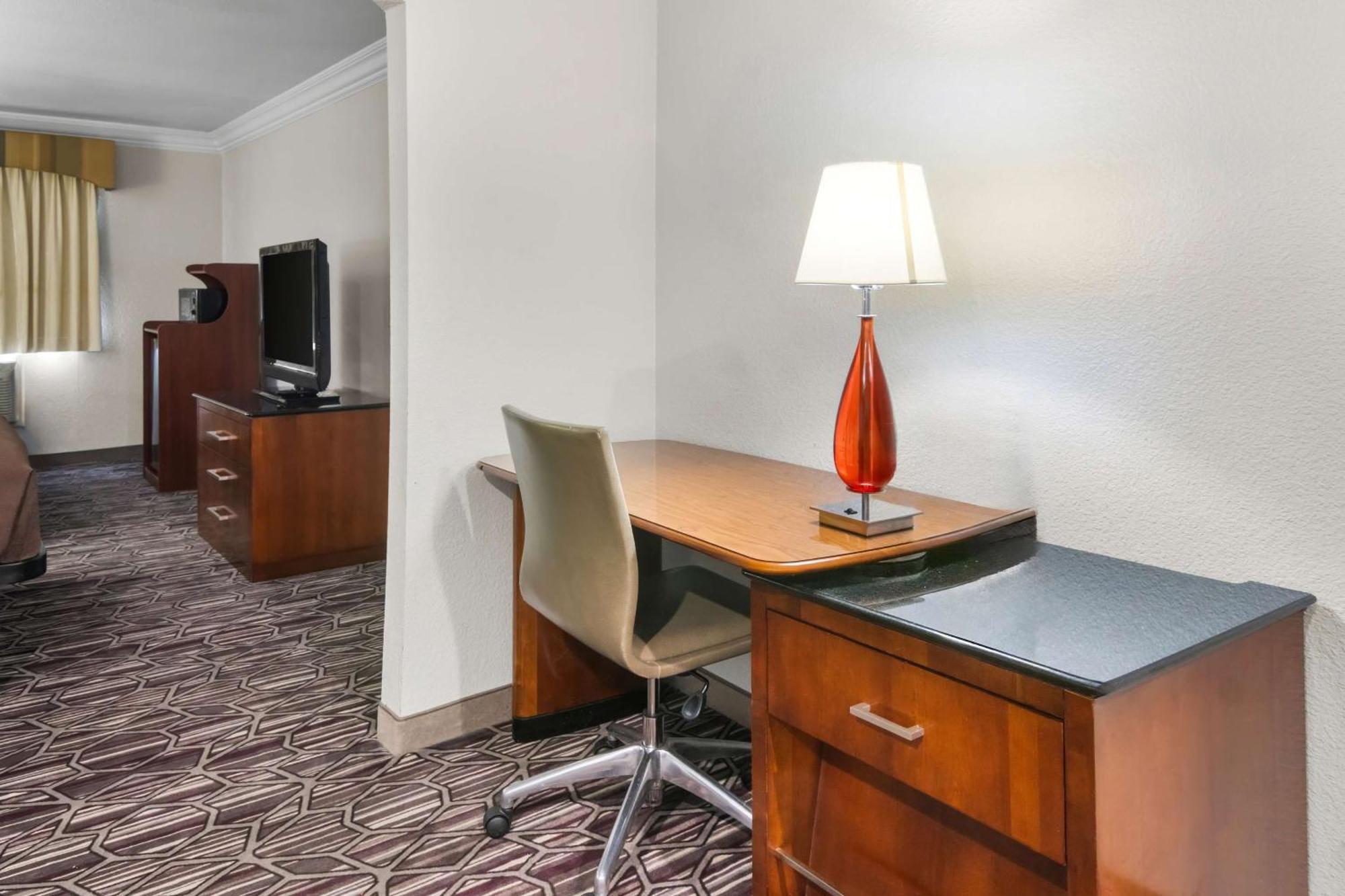 Surestay Plus By Best Western Fort Worth Benbrook Luaran gambar
