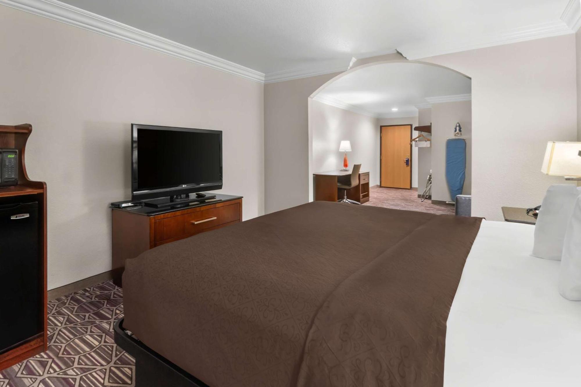 Surestay Plus By Best Western Fort Worth Benbrook Luaran gambar