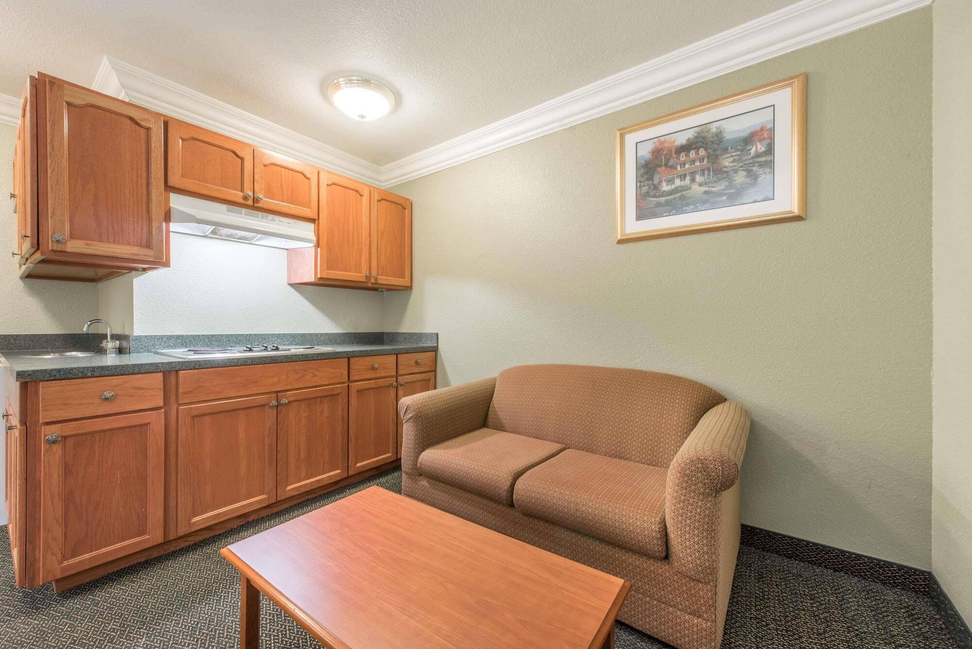 Surestay Plus By Best Western Fort Worth Benbrook Luaran gambar